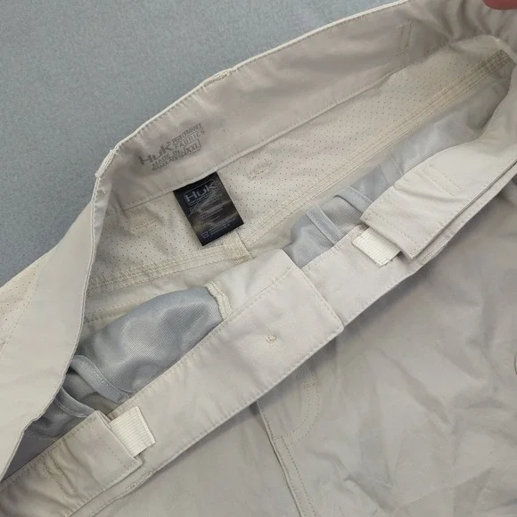 Huk Fishing Performance Shorts Mens XXL 2XL Beige Utility Zip Pocket Outdoor - Picture 5 of 12